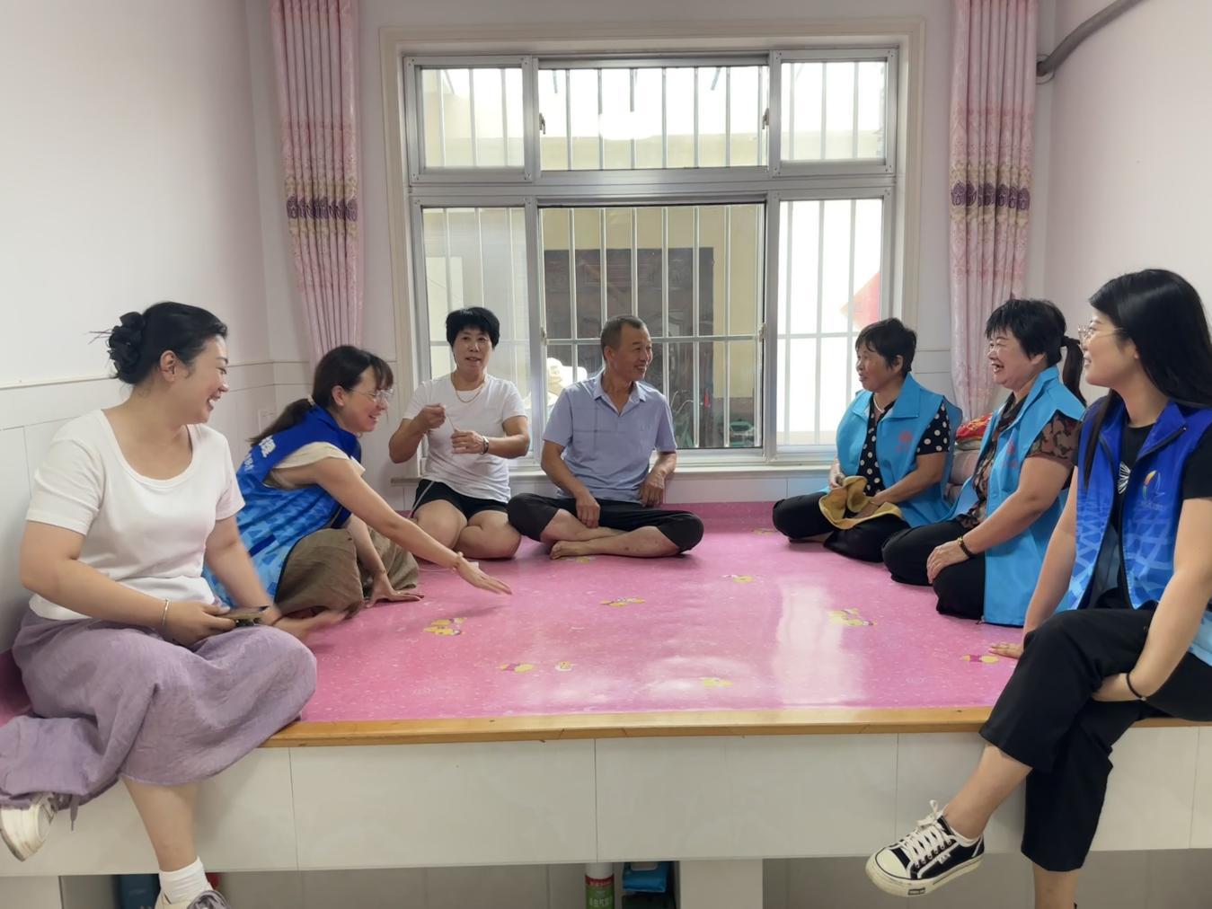 青岛乡里乡亲|松山村吹起文明新风!张小花巾帼志愿服务队点亮乡村“善治密码”