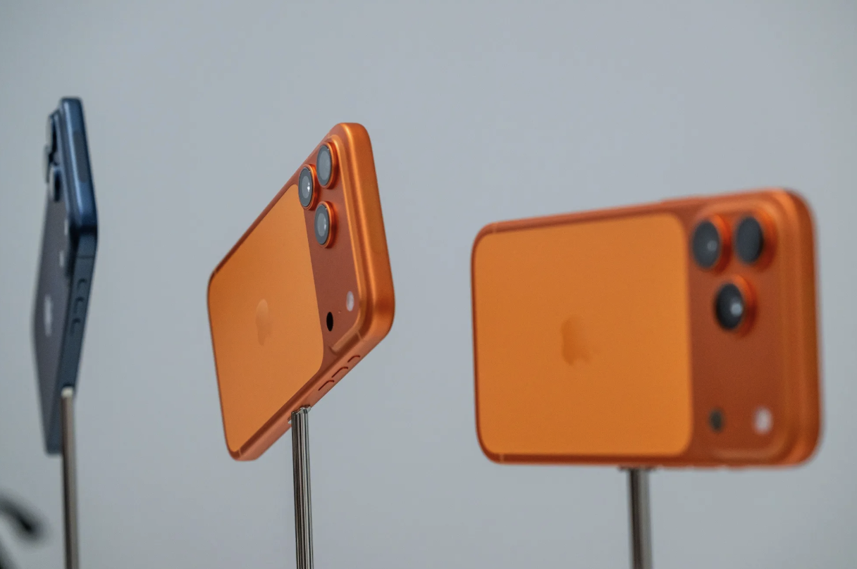 iPhone越卖越贵