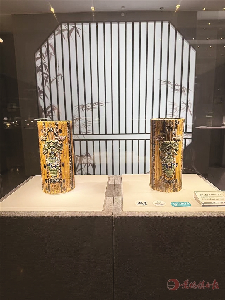 博物馆的那些“网红”｜黄釉五彩堆雕莲纹竹节帽筒