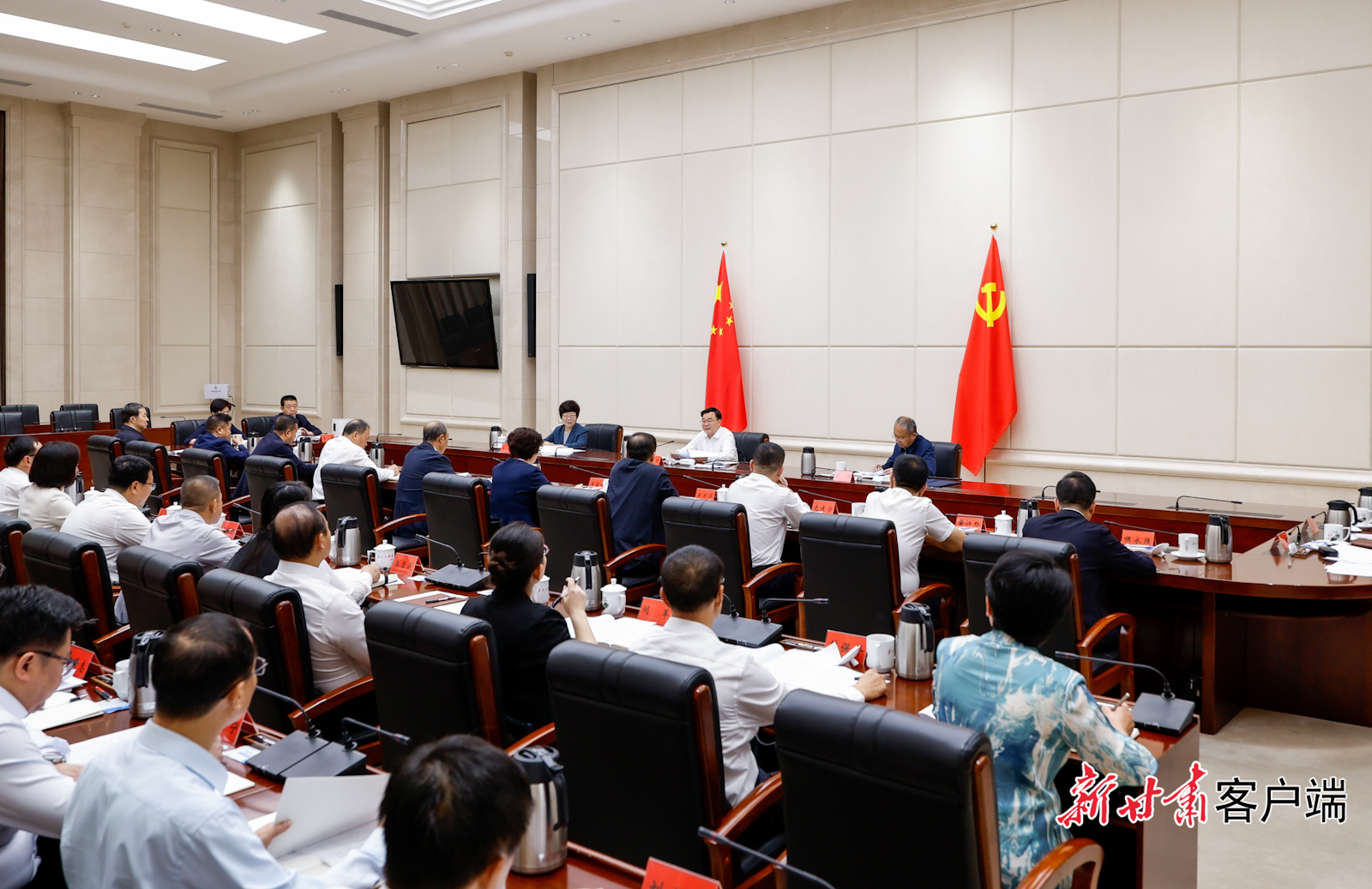 9月11日,省委书记、省人大常委会主任胡昌升在兰州主持召开就业工作专题调研座谈会。新甘肃·甘肃日报记者 孟捷