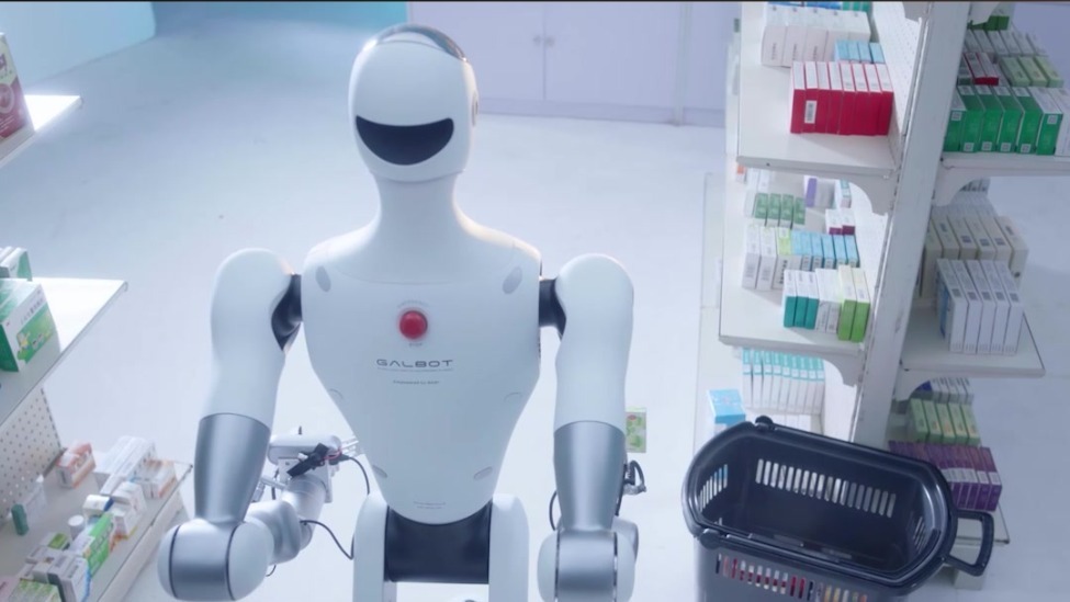 王鹤：银河通用&宇树科技是“中国通用人形机器人的两条腿”丨《封面》