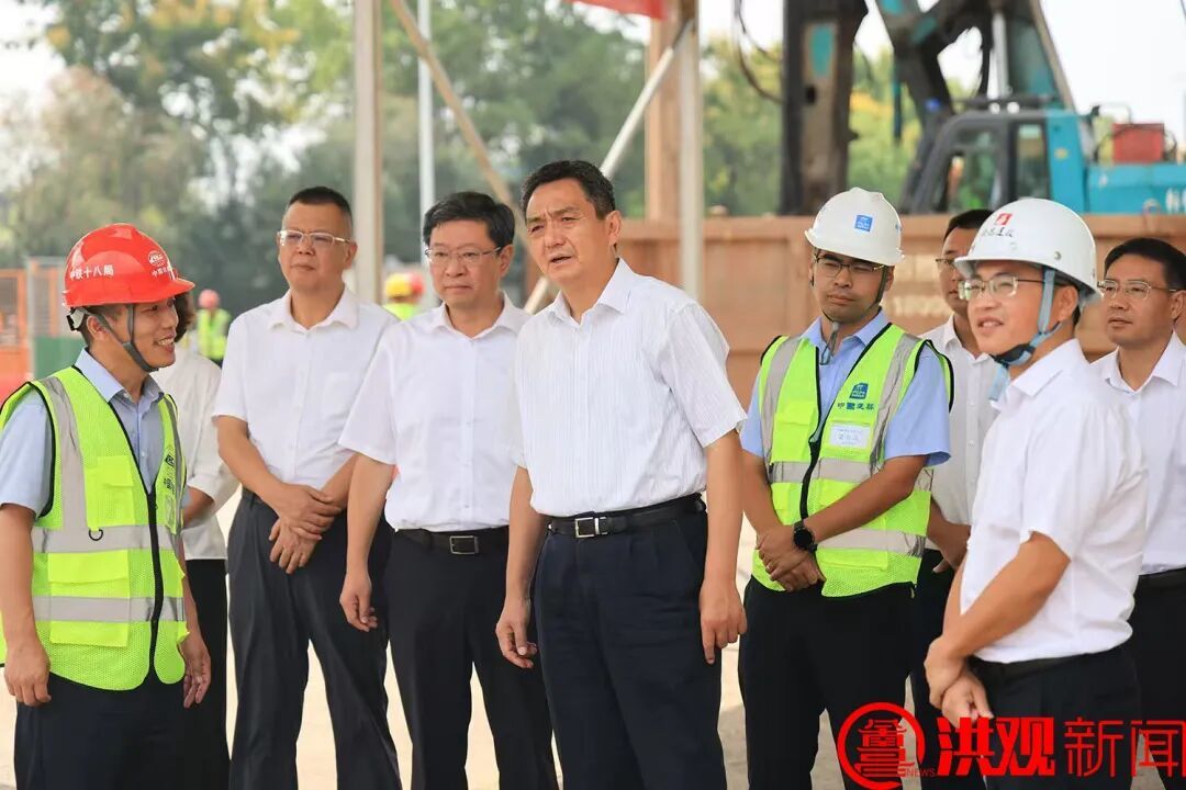 李红军调研隆兴大桥建设情况:严格施工标准 狠抓工程质量