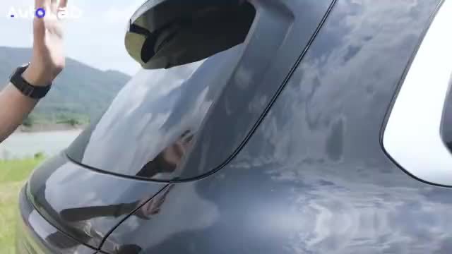 都是9系旗舰SUV，为什么吉利银河M9只要半价？