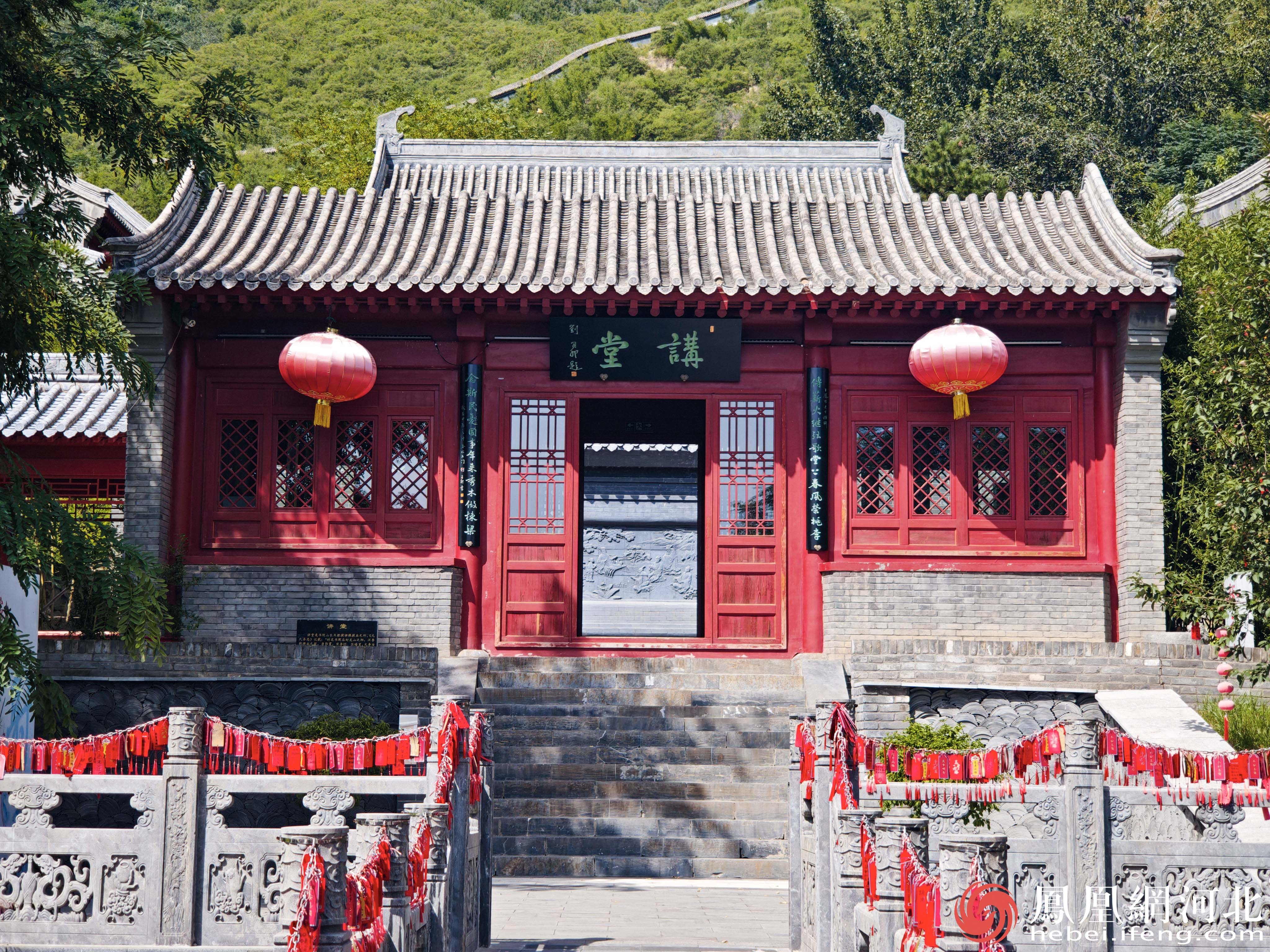 封龙书院状元桥，承载着众多莘莘学子的梦想。李卓然/摄