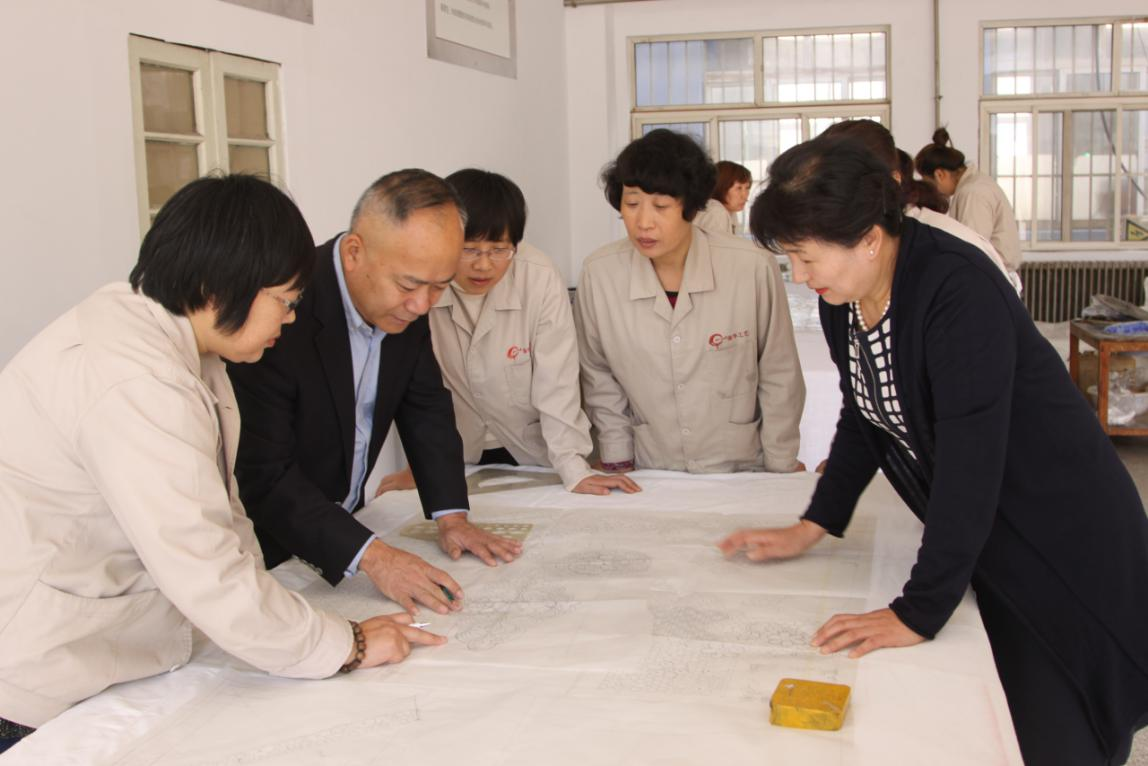 青岛乡里乡亲|鲁绣即墨花边王军:鲁绣文脉连古今,花边活脉传薪火