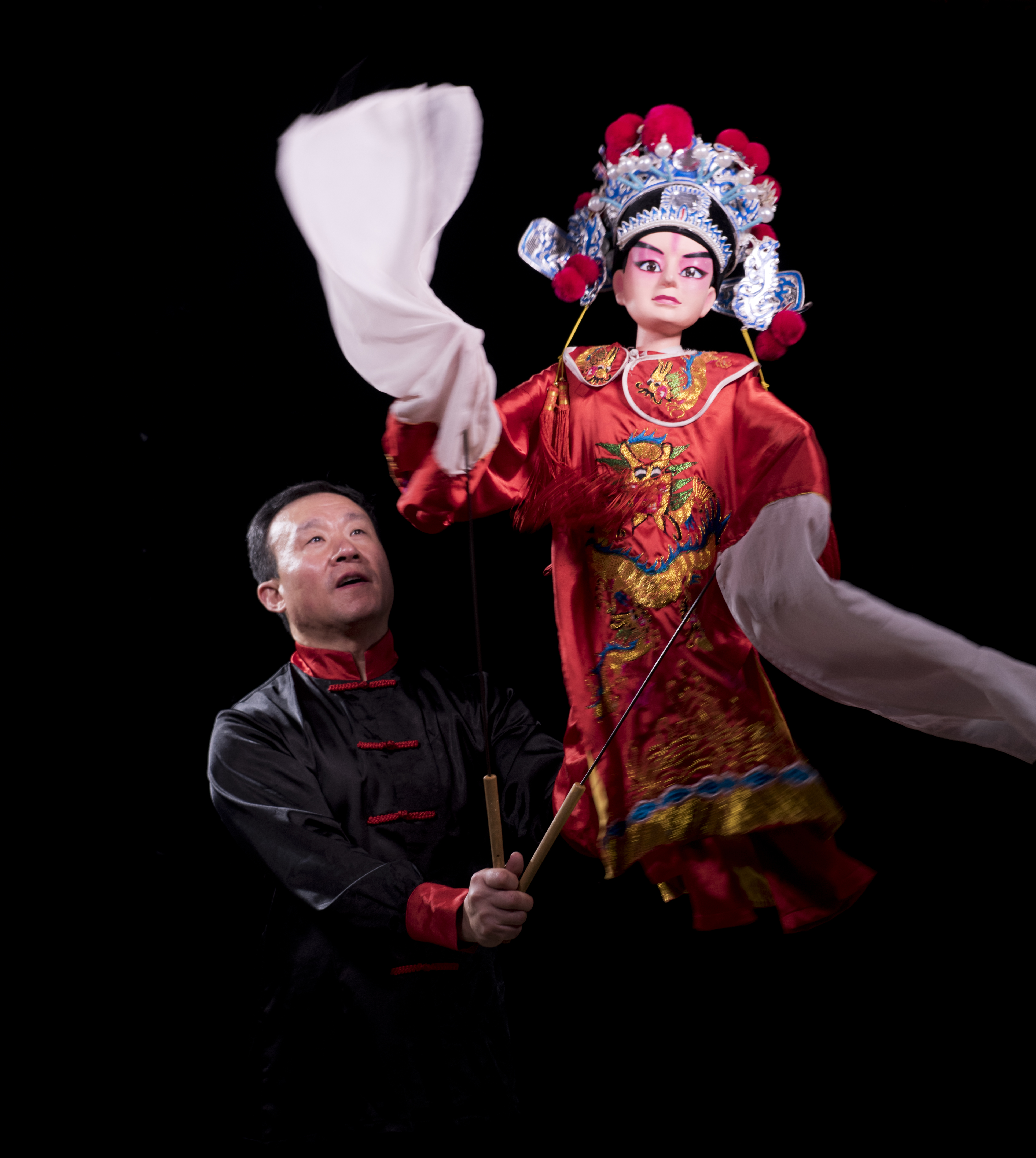 青岛乡里乡亲|方寸戏台间,千年木偶“活”起来!姜玉涛:让莱西木偶戏在新时代焕发光彩