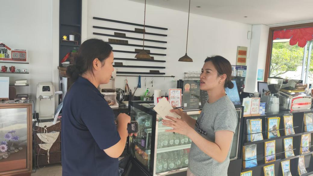 组织赴印象大泽、崂山民宿、融创·阿朵小镇等样板考察