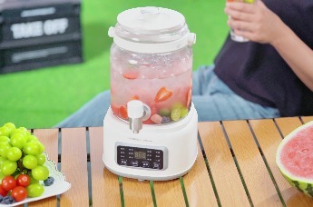 荣事达大容量养生桶，全家人的润养茶吧馆！