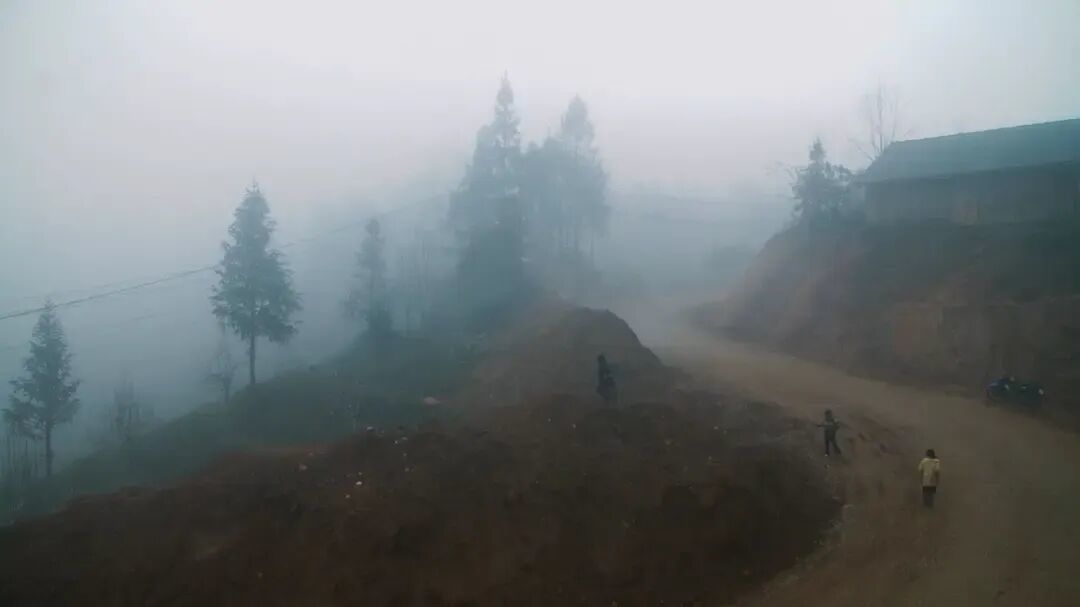 “大人的苦是不一样的苦,但变成大人会好很多的”