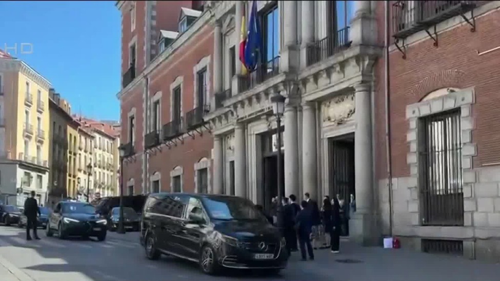 中美马德里会谈进入第二天，双方态度如何？