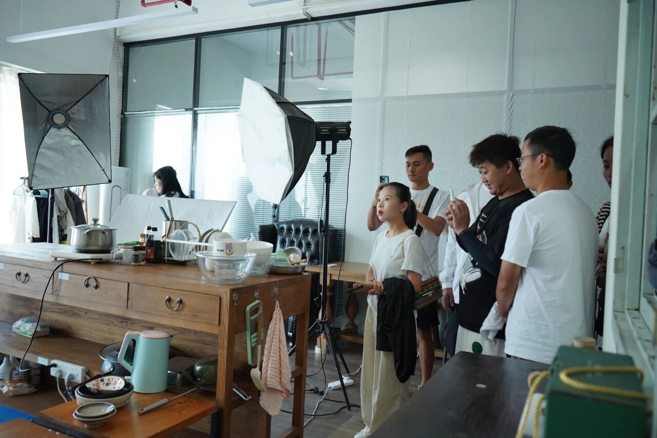 山海相逢 巧妇同心｜奉甘巾帼“云创”牵手，数智赋能共绘致富新篇章