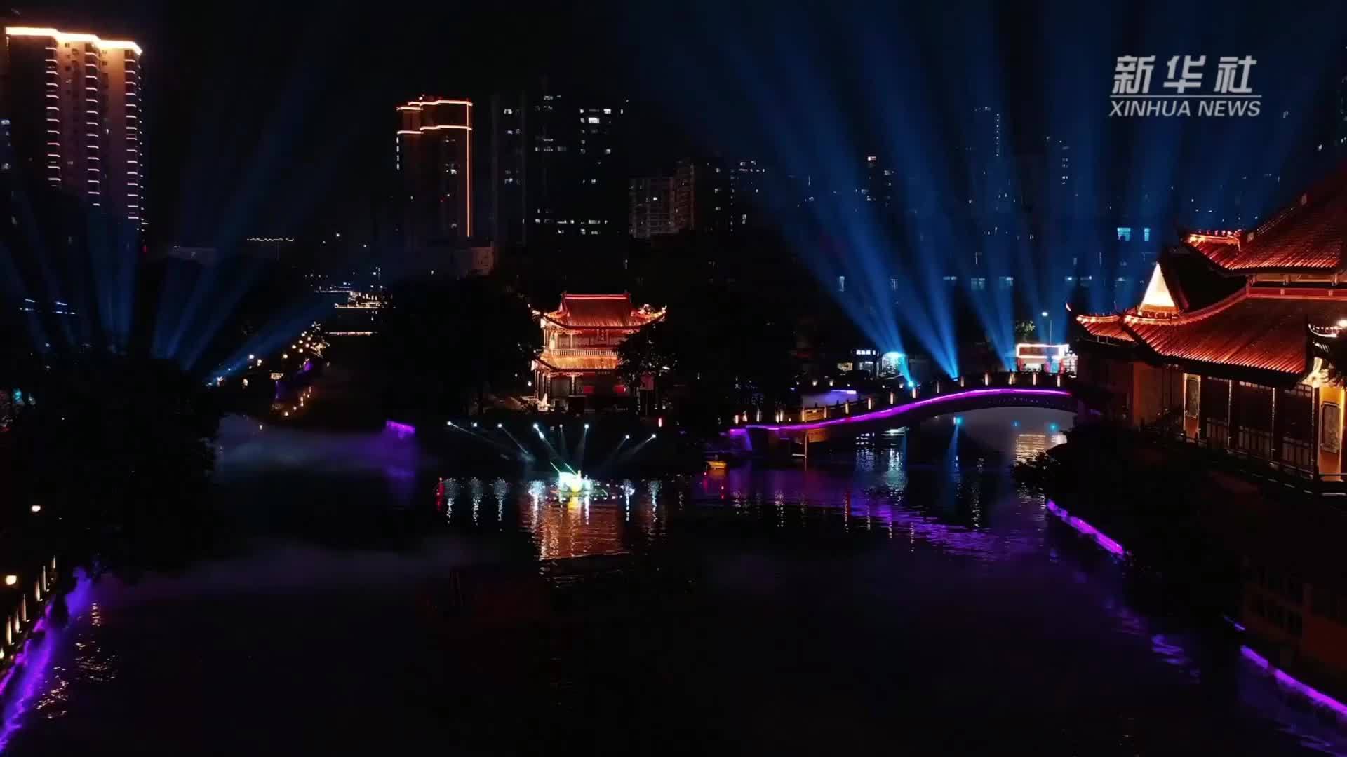 浙江瑞安：塘河夜游引人入胜