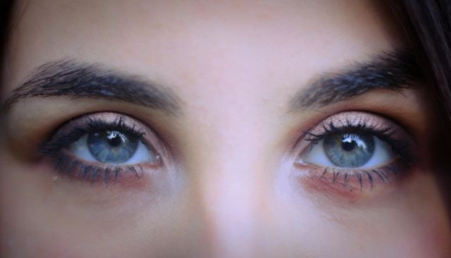 “美瞳党”留神 避开这些“隐形雷区”