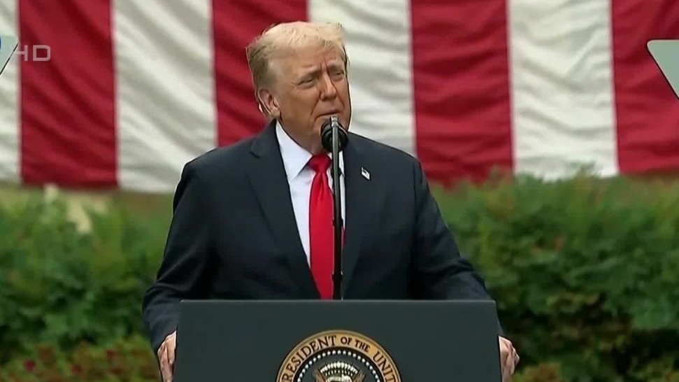 美学者批特朗普对华政策