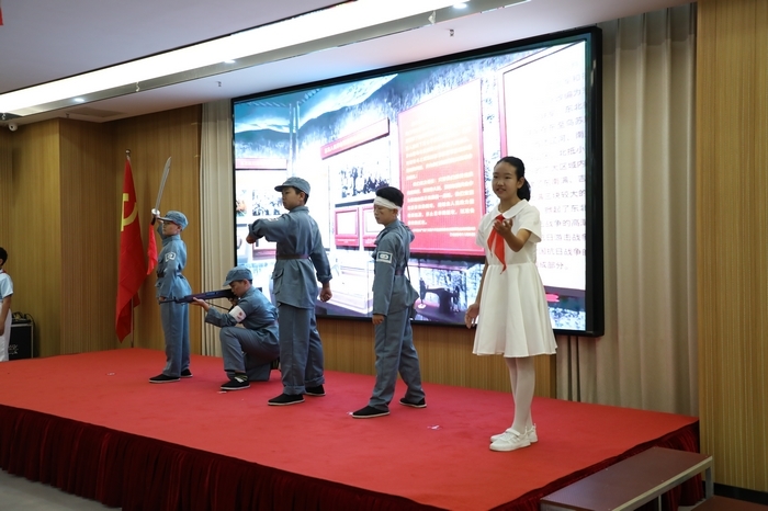 天桥区举办2025年“全民国防教育月”暨“国家网络安全宣传周”展示体验活动