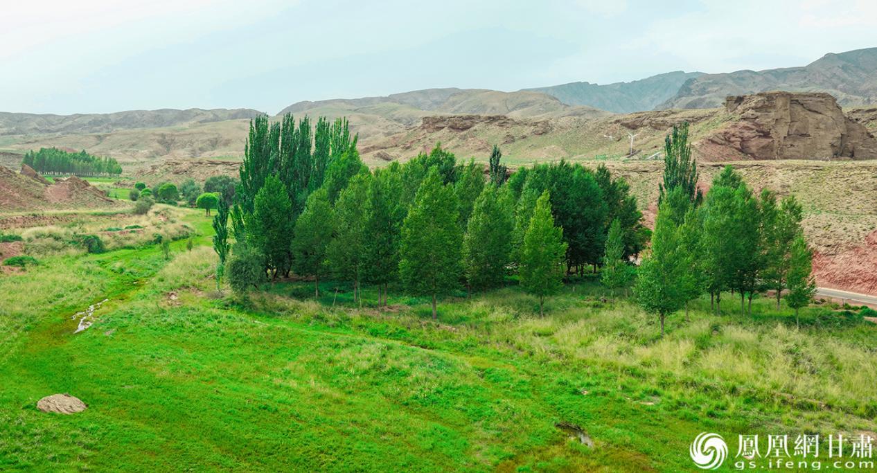 秋日泉沟管护站美不胜收