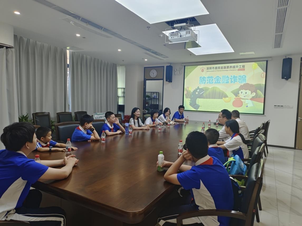 农行深圳东部支行：为师生解锁金融安全“必修课”