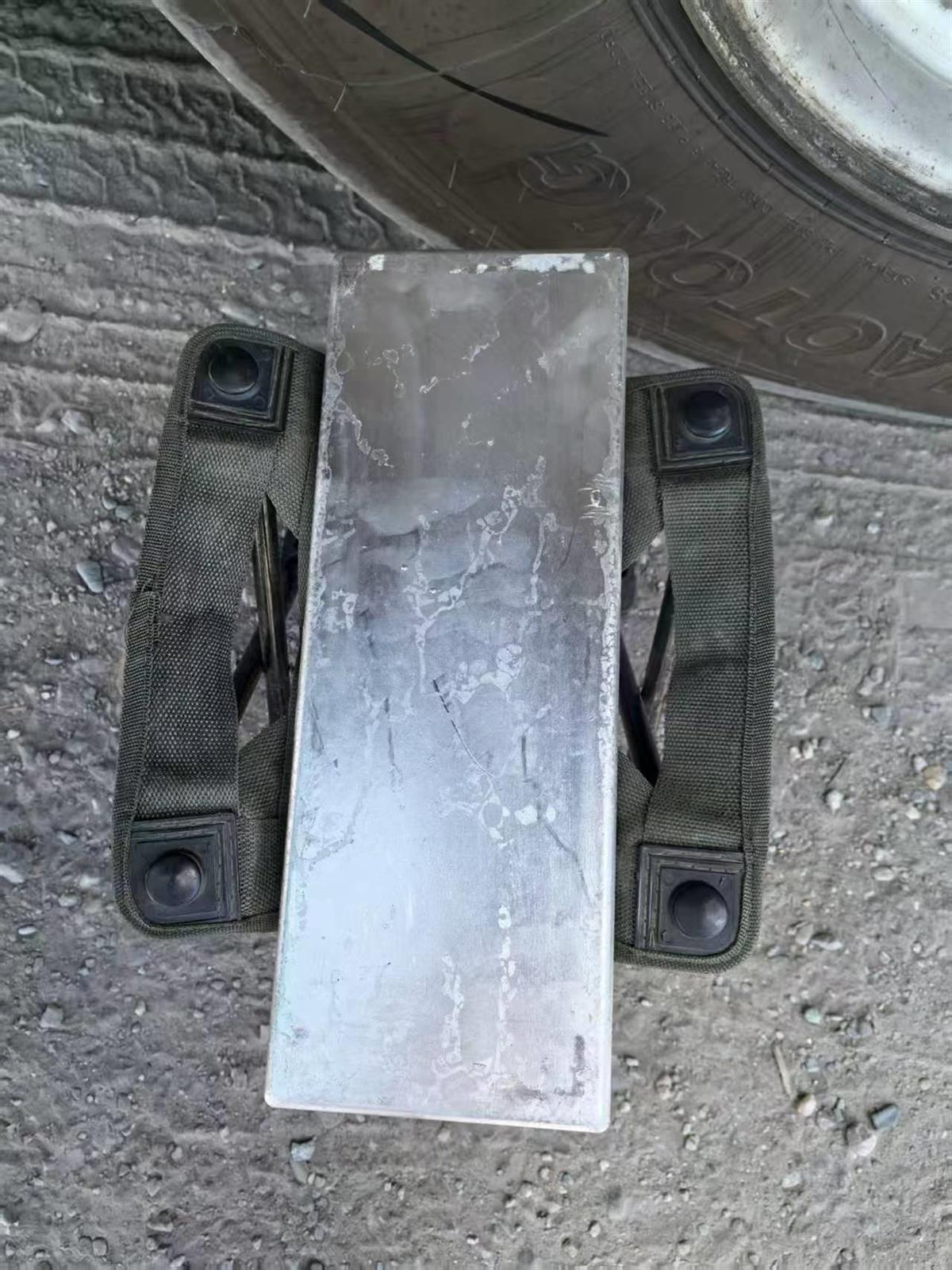 银砖 受访人提供.jpg