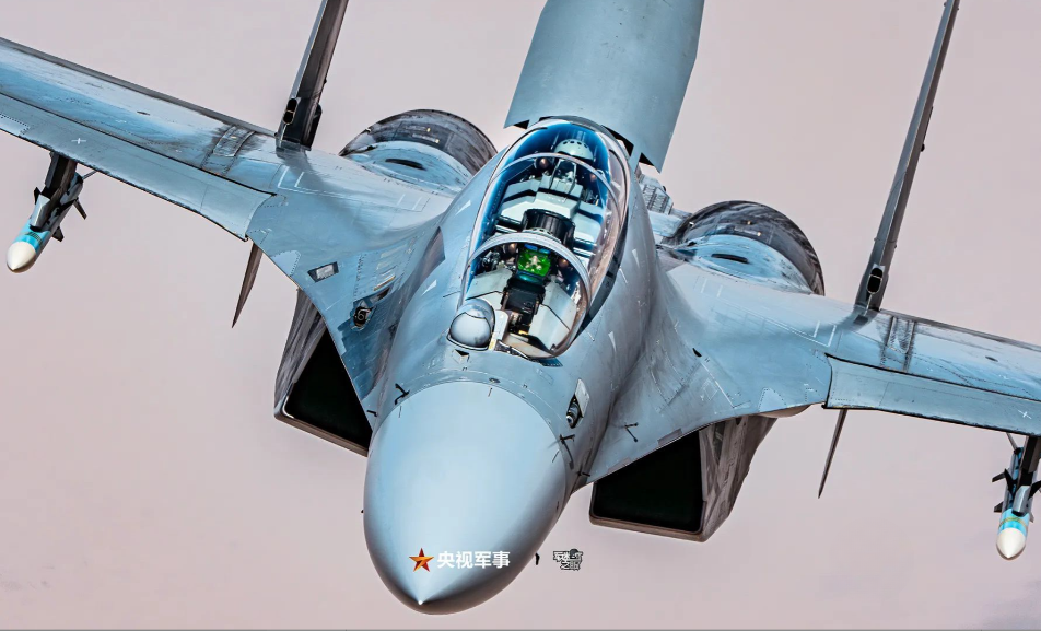 一組高清大圖感受中國戰機的力與美