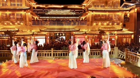 834ac1637435f2ae3d34bee84a1aecd4_