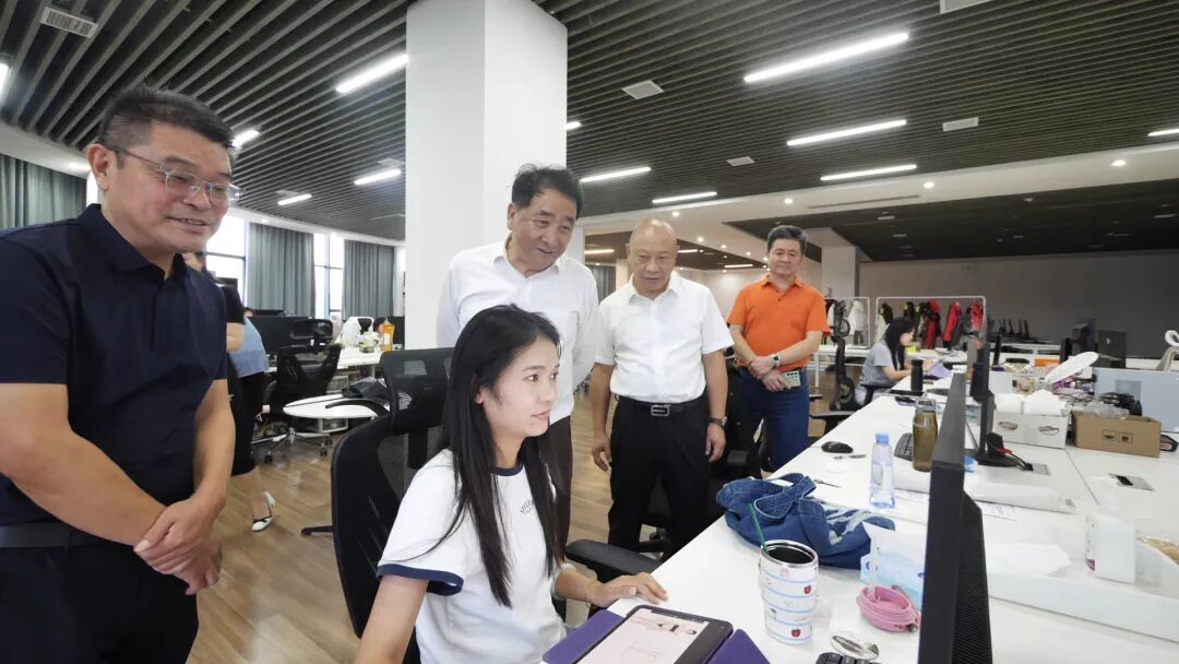 姜昆来共青城了！带来深情的“垦荒者告白” 点赞“共青造”