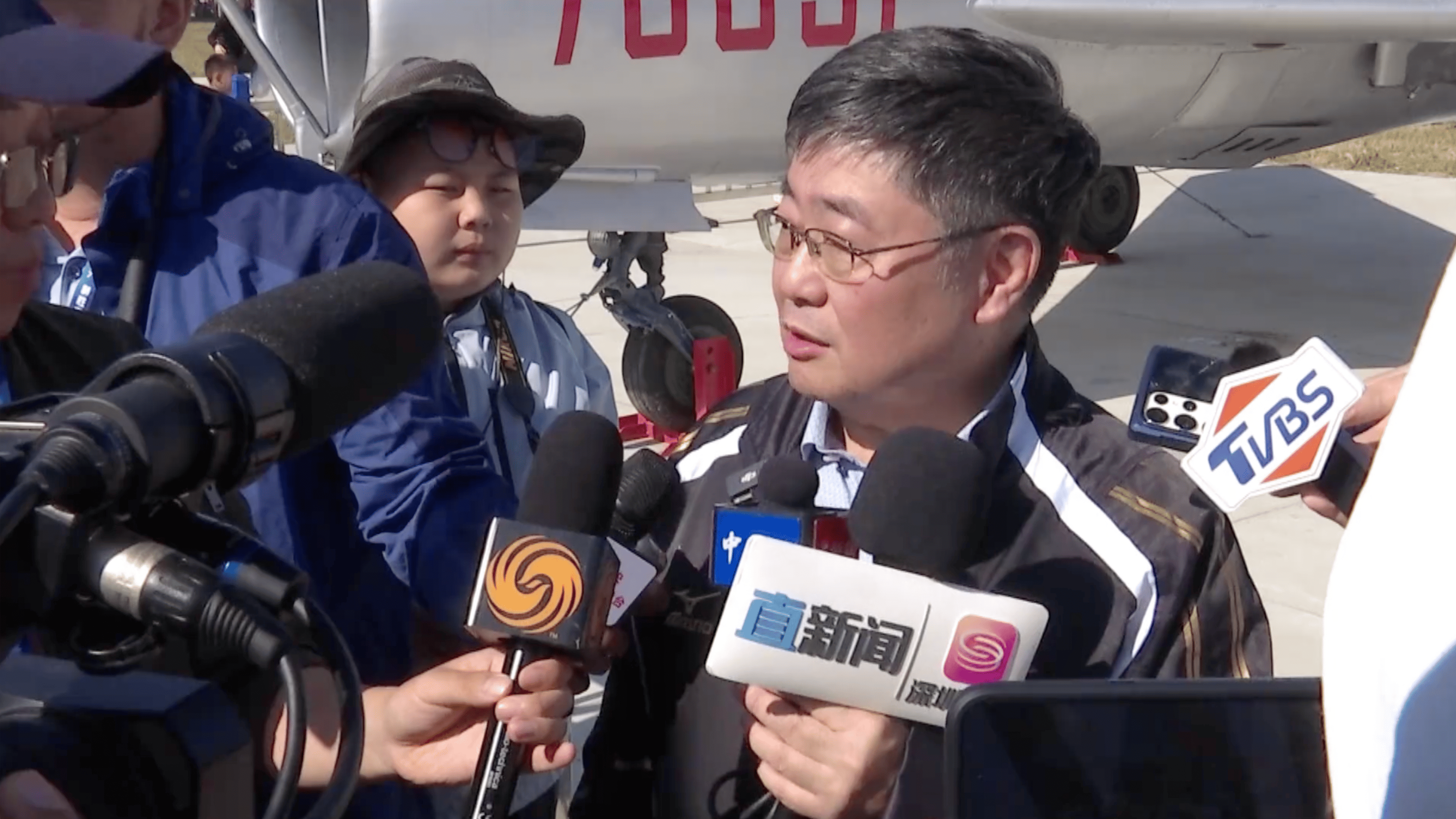 台湾军事专家：大陆武器远超解决台湾问题所需