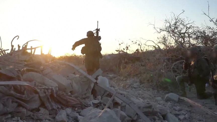 加沙城45平方公里，以军陈兵10万，哈马斯不投降就摧毁加沙？