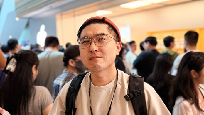 新iPhone开售首日,看看官方配件有啥好玩的?