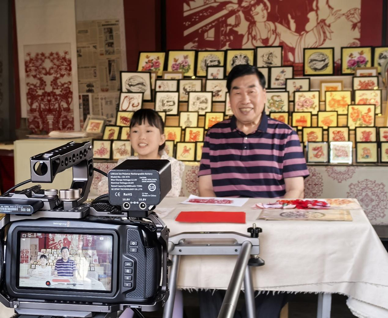 叶长友接受甘肃电视台采访