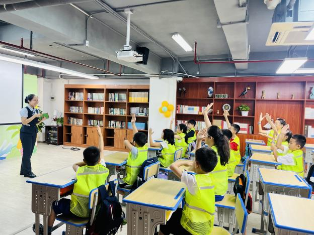 农行深圳布吉支行小小银行家闯关记：识货币学消费・存取款护安全