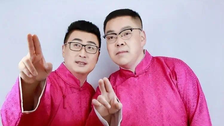 相声演员修明炎去世，年仅42岁，搭档曝光死因，令人惋惜封面图