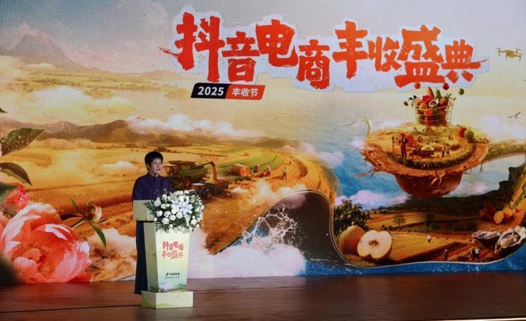 寿光市农业农村局退休农技专家刘天英