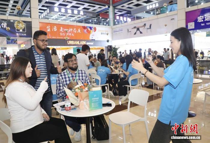 河北霸州家具“闯”海外：贸易渠道覆盖130多个国家和地区