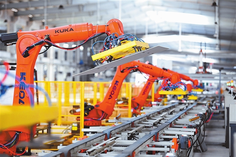 丰城唯美陶瓷智能化生产线。通讯员 刘继刚摄