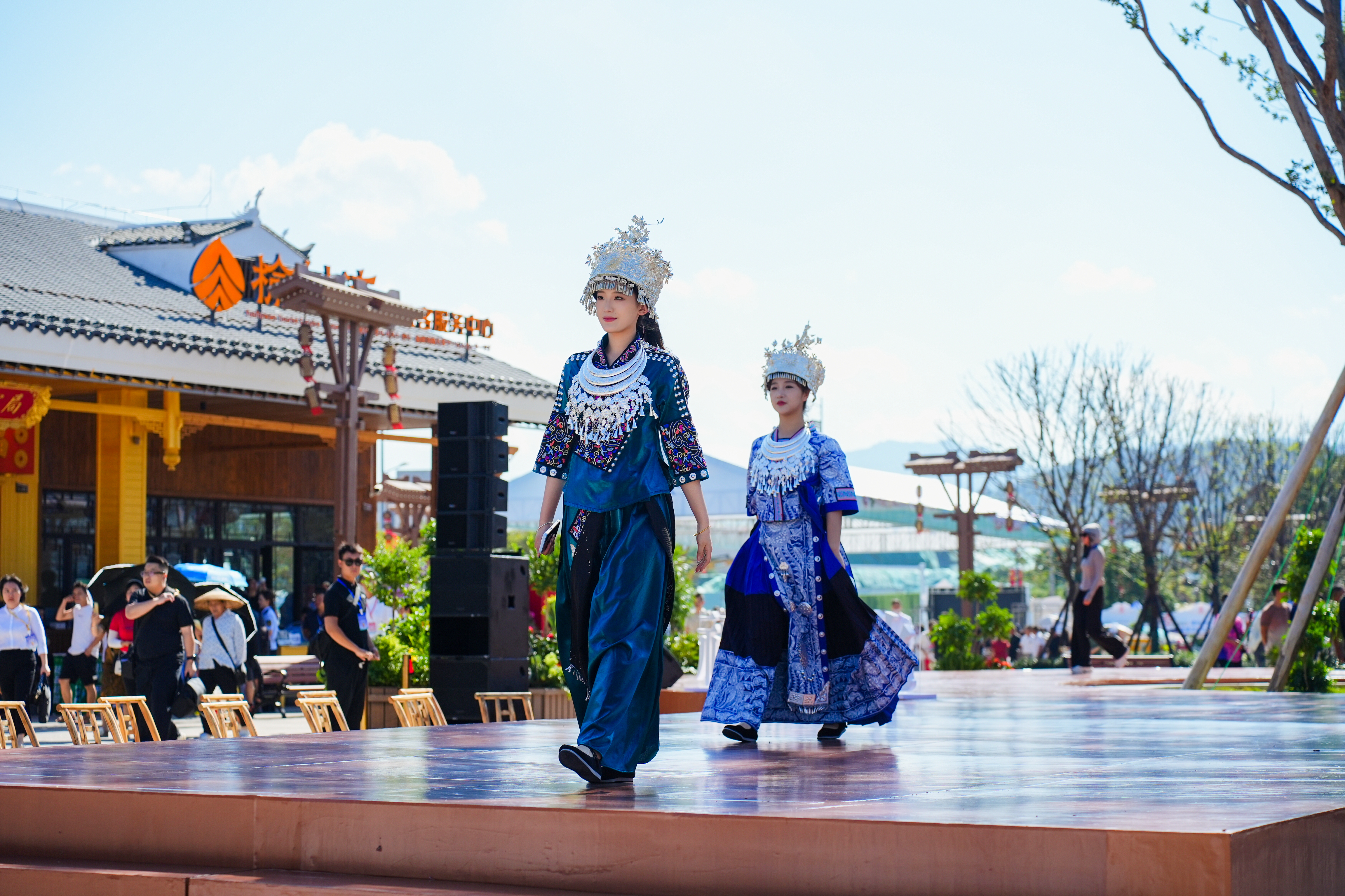 2025“福地怀化”美发美食活动周启幕，从发尖到舌尖体验“怀化风味”