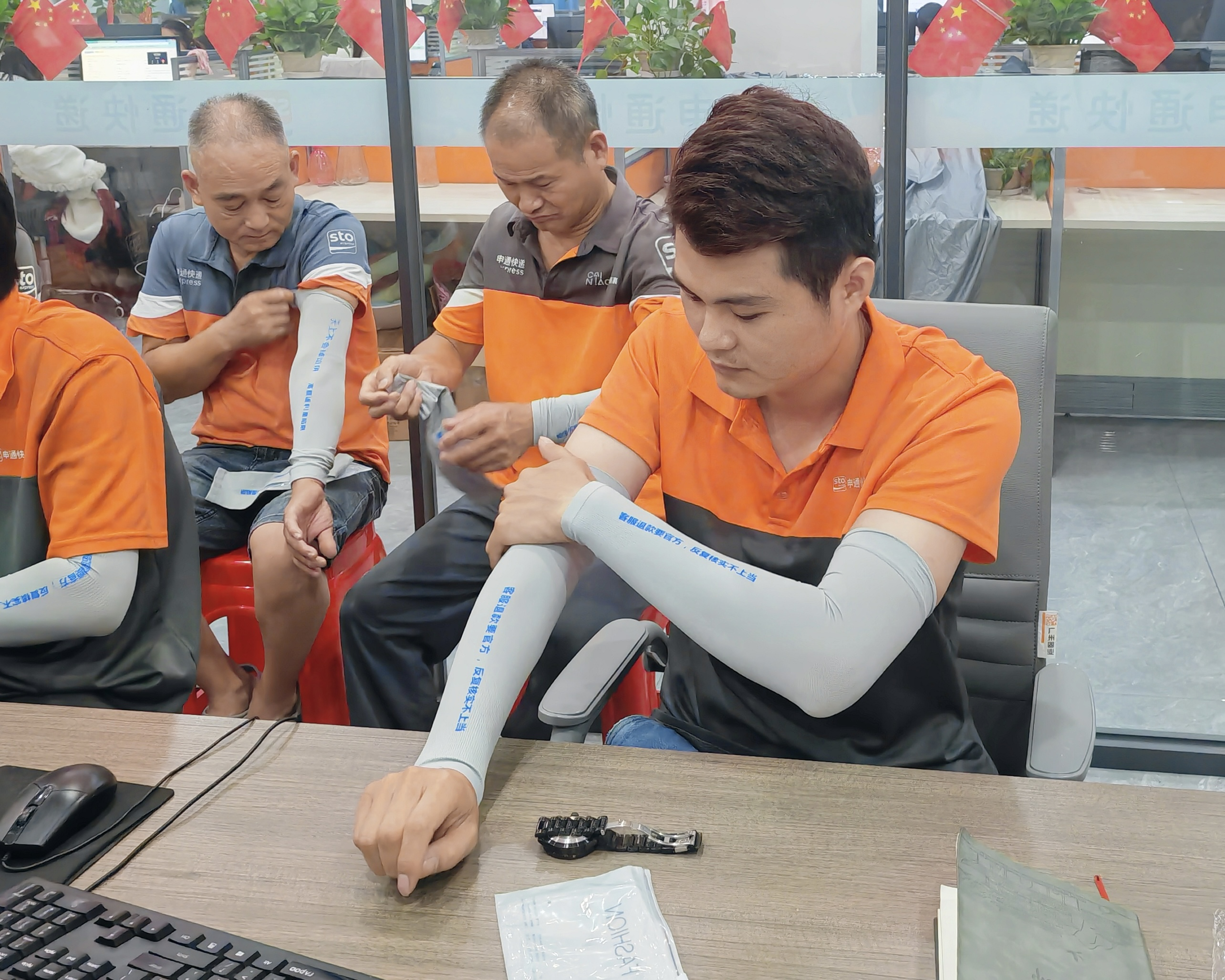 农行深圳布吉支行：驿路荫凉承暖意，清风反诈沁人心