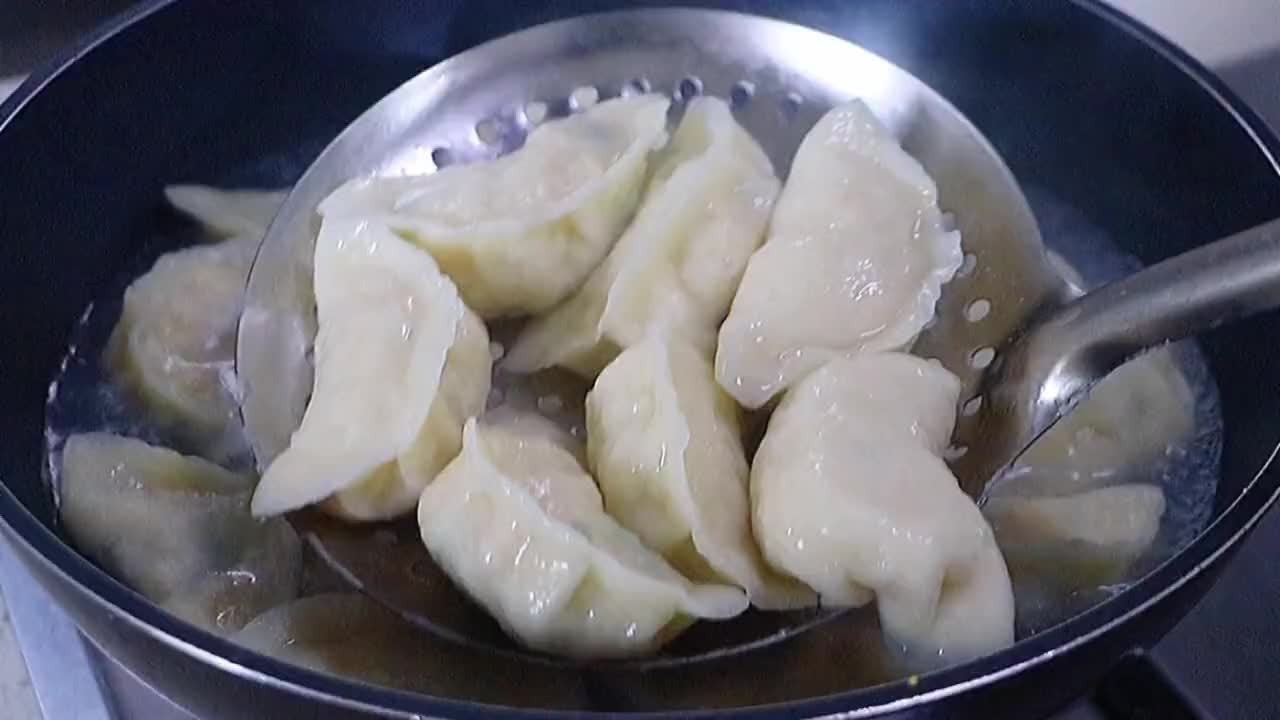 饺子吃了30多年，这馅第一次见，很多人都不知道，吃一口就忘不了