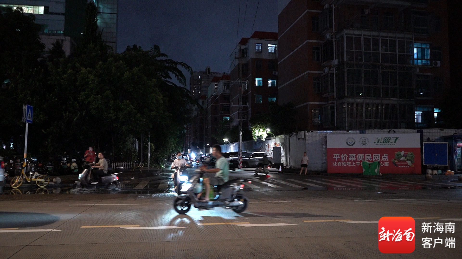 文丹路、文丹街不再存在占道经营，交通变得通畅。记者 陈元能 摄