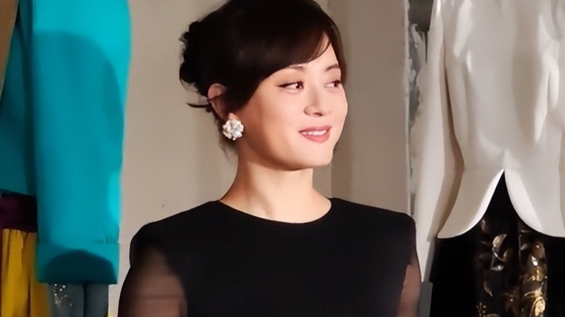 红毯成“照妖镜”？42岁脸肿馒化褶多的孙俪，治好了我的容貌焦虑封面图