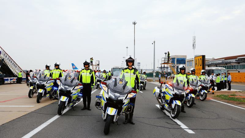 杨靖宇支队英雄战旗到达长春