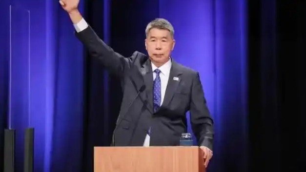 张亚中：若当选国民党主席，将立刻恢复“国统纲领”重启国共论坛