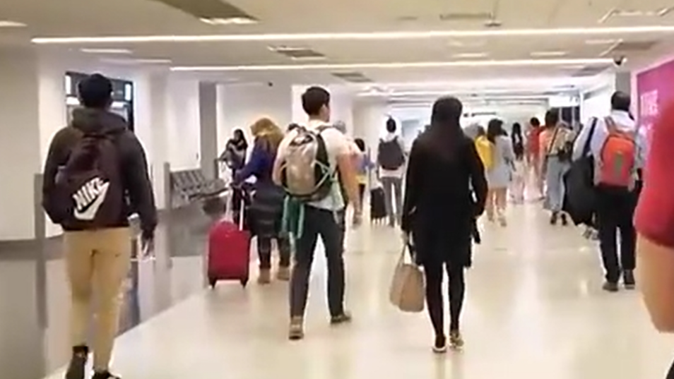 十万难民庇护遭拒，将被澳大利亚驱逐出境