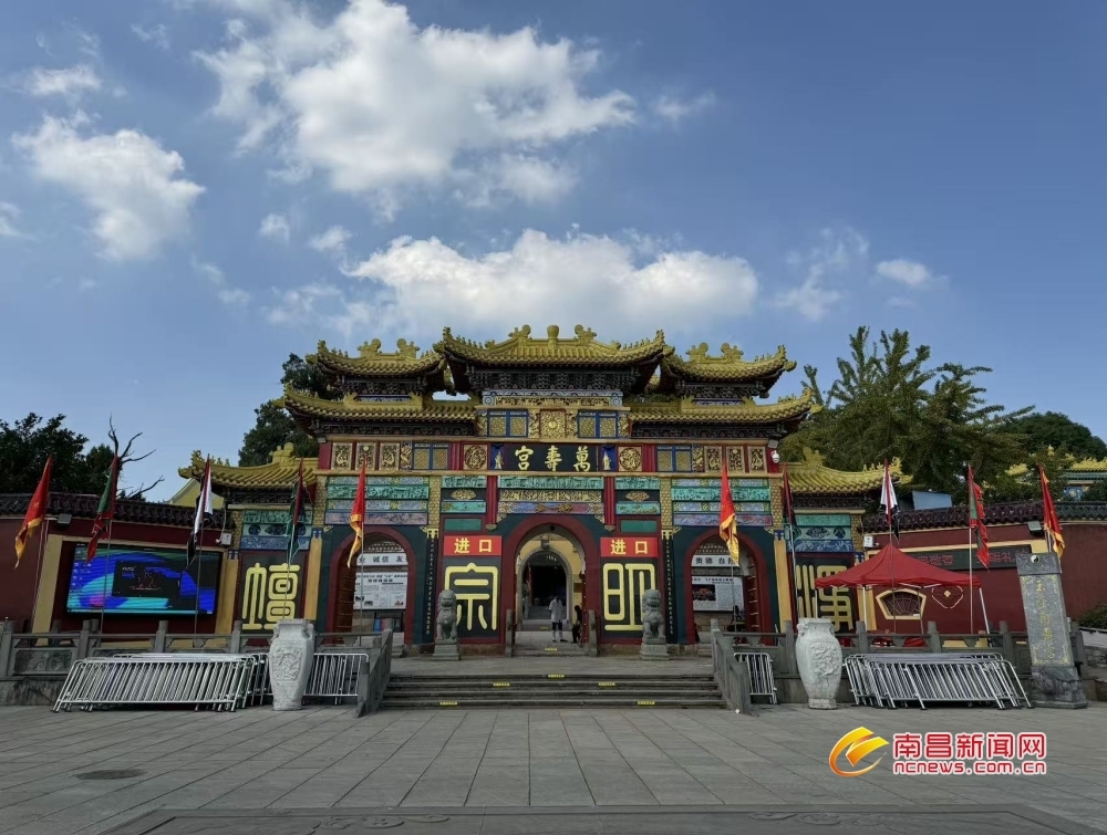 南昌西山万寿宫庙会传承千年 文化底蕴深厚（图）