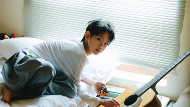 第 30 届釜山国际电影节开幕 《雨落屋瓦》小演员刁翊承引业界关注封面图