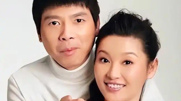 善恶终有报！58岁被曝离婚传闻的徐帆，终究躲不过“反噬”的因果封面图