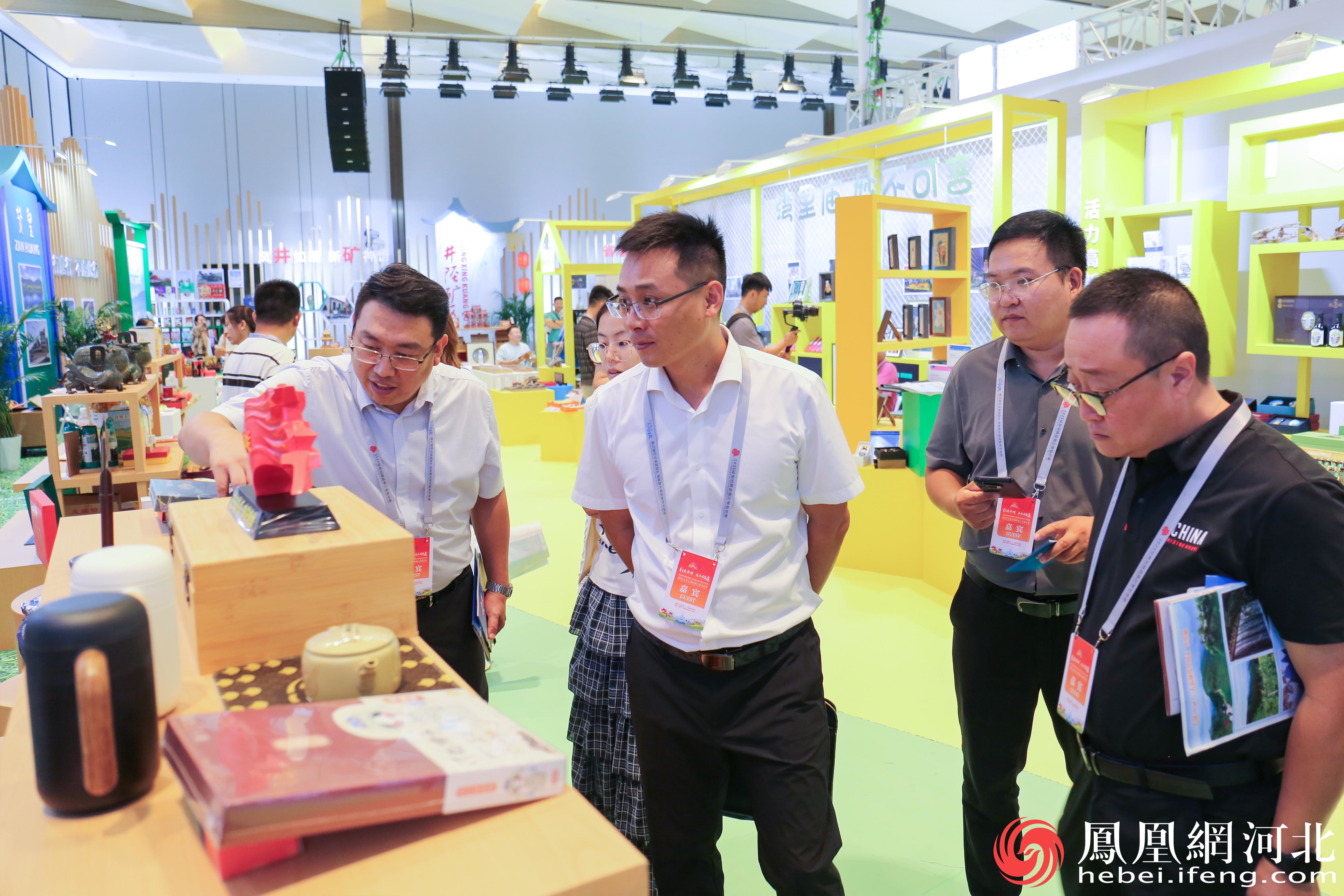 “百业律动·全领域代表石家庄深度游”活动圆满举行
