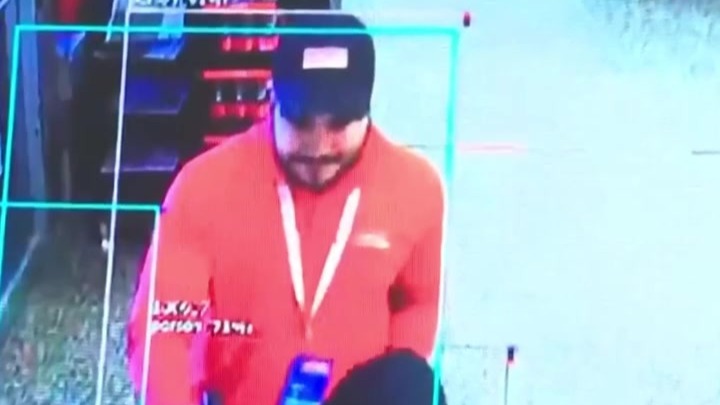 美国男子连开24枪清空两个弹匣射杀下班警察，原因仅仅是因为“心情不好”