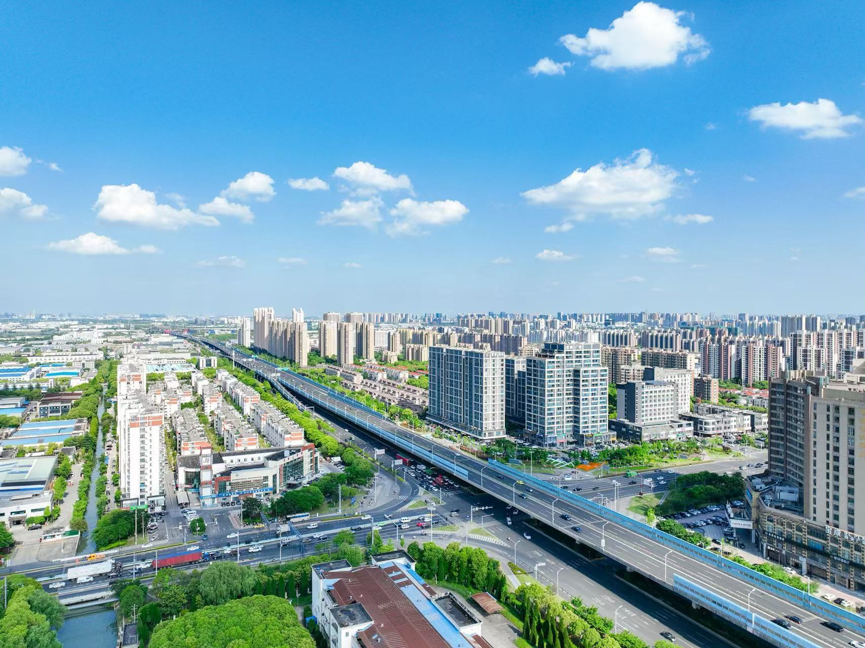 经济大镇为什么看苏州？