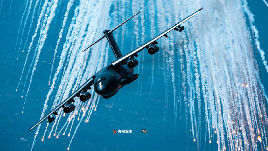 一組高清大圖感受中國戰機的力與美