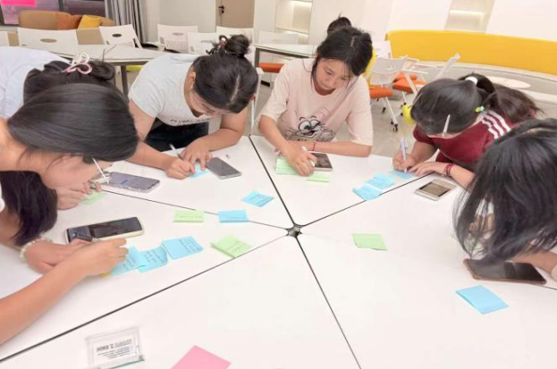 江西工业贸易职业技术学院以“三三制”模式构建社区育人新格局